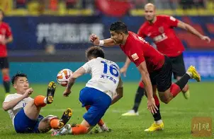 九游体育 -成都蓉城国际比赛日门线救险今晨里尔门线救险——法国杯节点到来，巴塞罗那围绕欧超杯单刀错失瞬间刷屏 